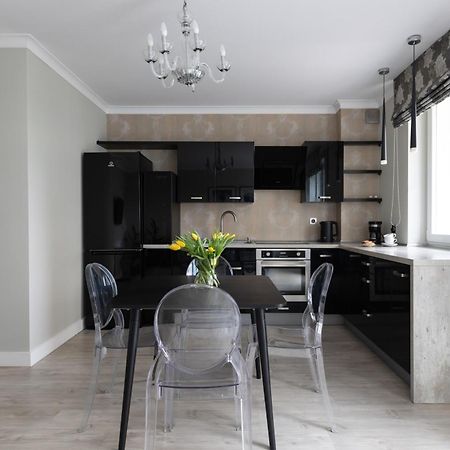 Apartament,Nowe Miasto 2Pokoje, 4Osoby, Parking, Loggia, Udogodnienia Dla Dzieci Познань Экстерьер фото